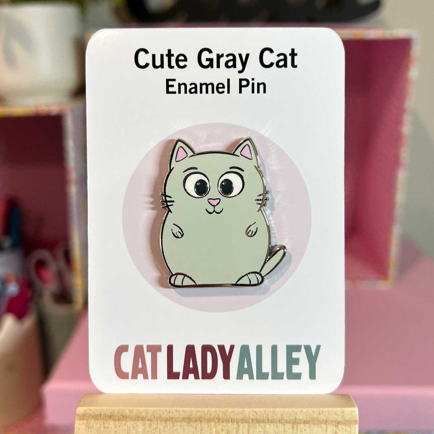 light gray hard enamel cat pin